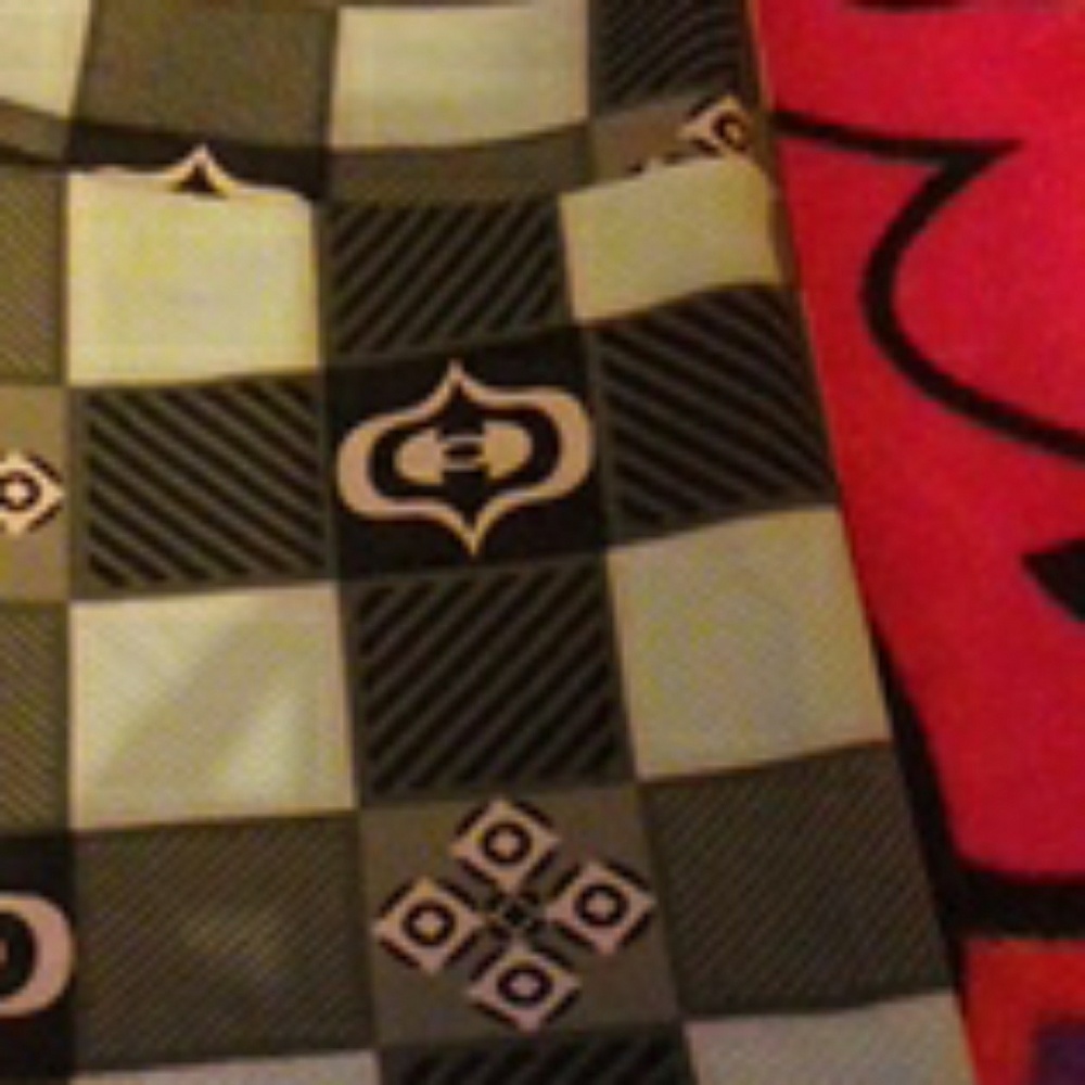 Nwot Lularoe pencil skirt.